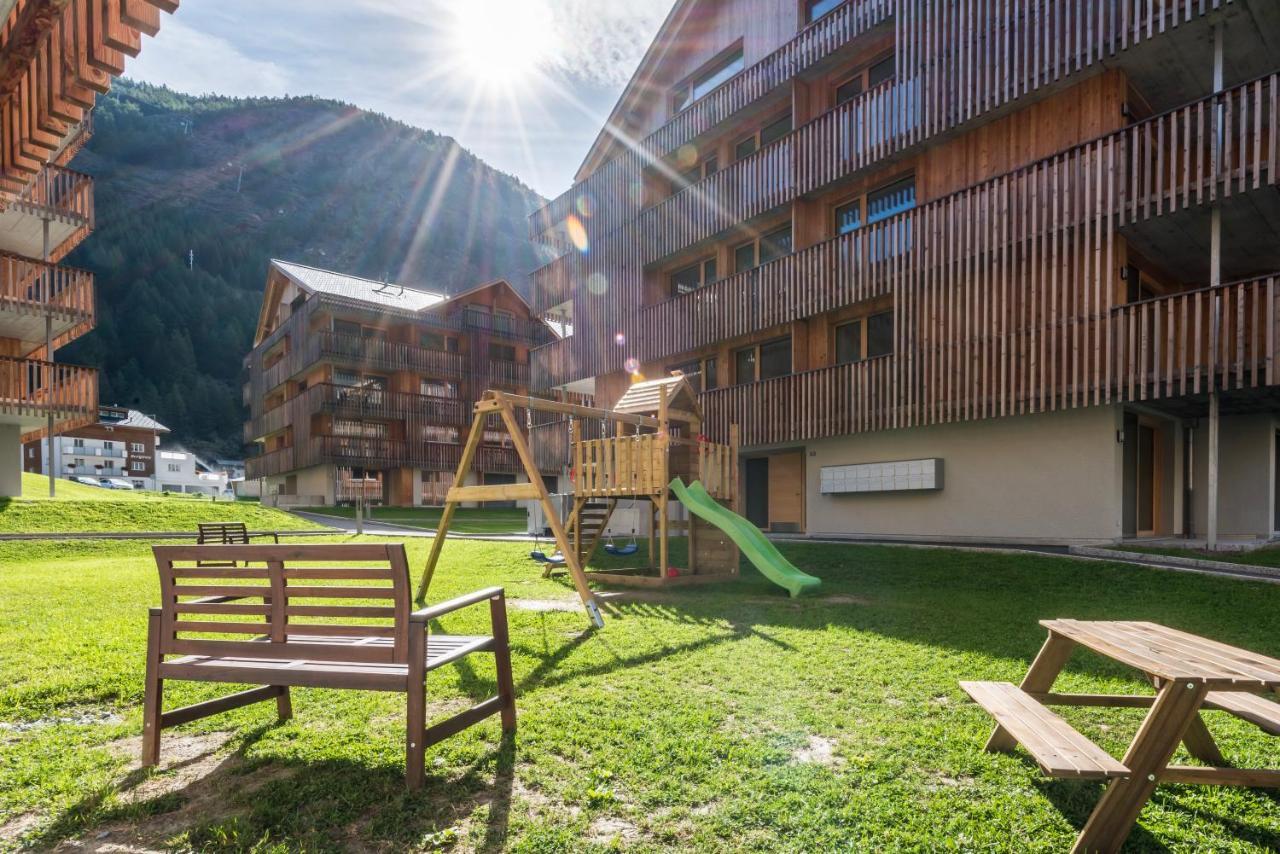Montela Hotel & Resort - Suiten Saas-Grund Eksteriør billede